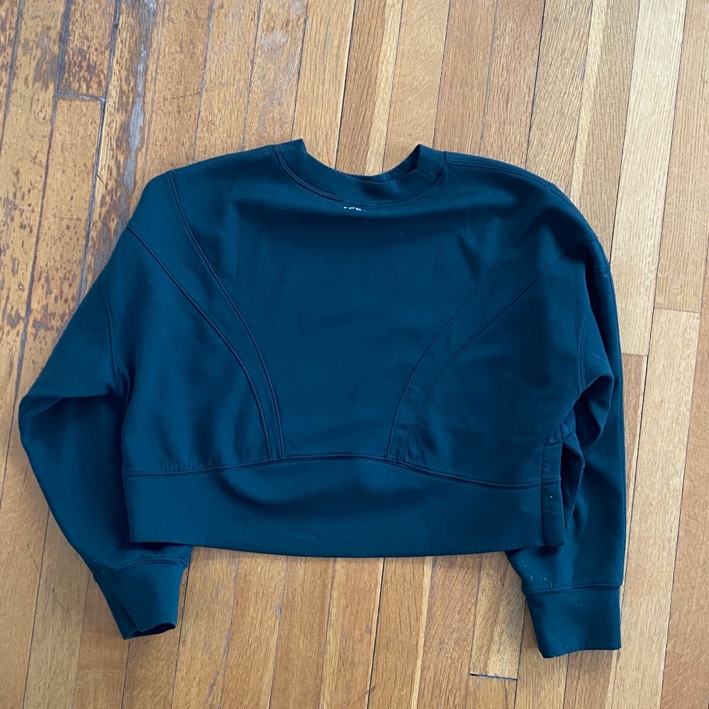 Abercrombie YPB NeoKnit Cropped Crew Sweatshirt - Picture 2 of 5
